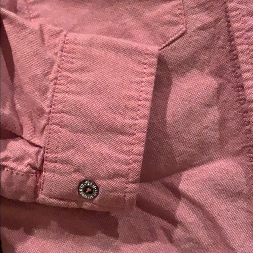 Levi’s button down top - Picture 4 of 7